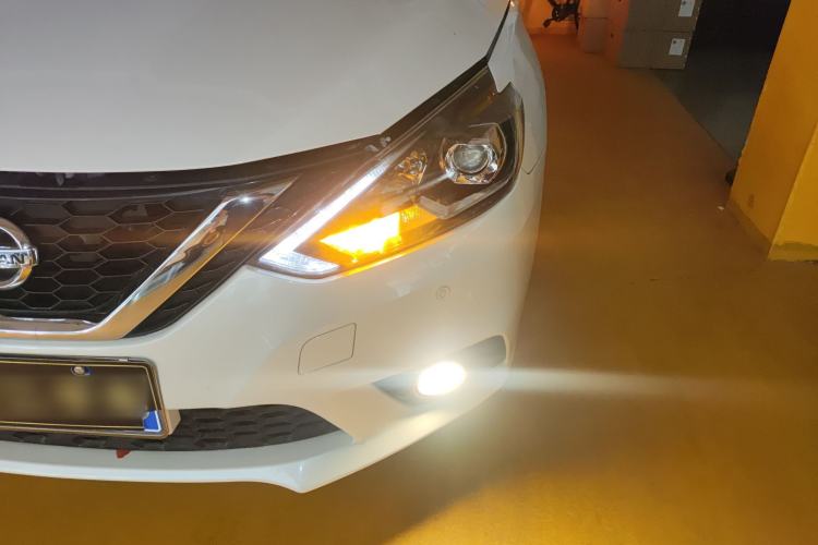 Used Nissan Sylphy 2018 1.6XV CVT Deluxe Edition Left Front Headlight