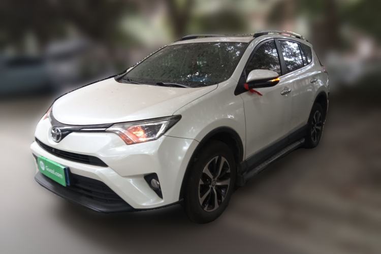 Used Toyota RAV4 2016 2.0L CVT Two-Wheel Drive Fashion Edition China V Standard