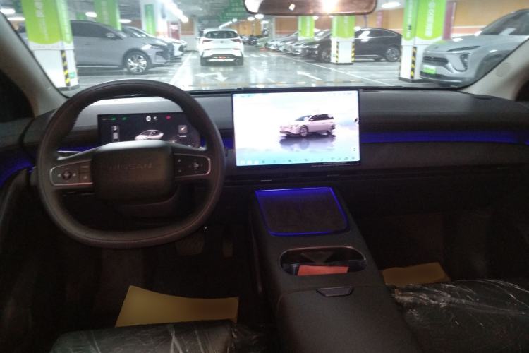 Used Nissan N6 2026 Model 180 Max Center Console