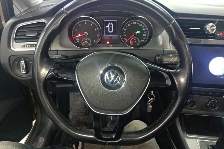 Used Volkswagen Golf 2015 1.4TSI Automatic Comfort Model