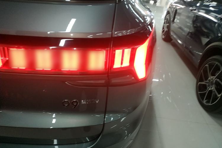 Used Lynk & Co 09 2021 2.0T Halo Seven-Seater