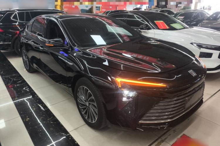 Used Buick LaCrosse 2023 28T Prestige Edition Front Right 45 Deg