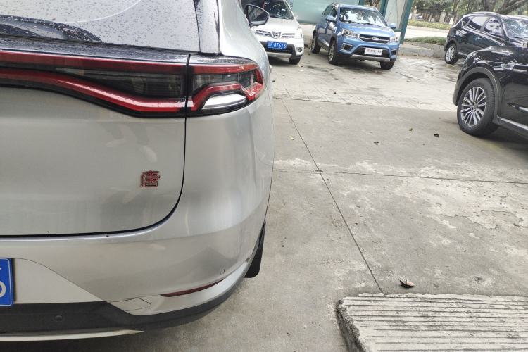 Used BYD Tang 2018 2.0T Automatic SmartConnect Prestige 7-Seater China V Standard