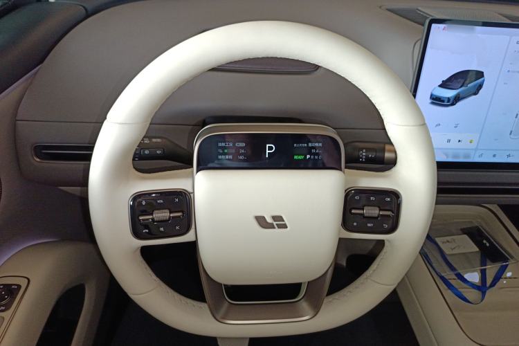 Used Li Auto i8 2025 Model Standard Version
