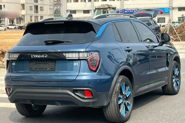 Used Lynk & Co 01 2019 2.0T Two-Wheel Drive Zhaopu Version China VI Standard Exterior 5