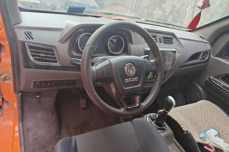 Used Dongfeng Yufeng EM26 2023 High-End Model 41.86 kWh CATL Center Console