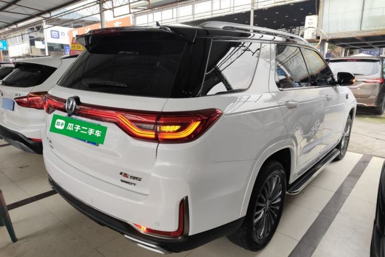 Used CHANGAN CS95 2021 2.0T Four-Wheel Drive Luxury Version
