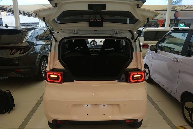 Used Wuling Hongguang MINIEV 2022 Macaron Premium Model – Lithium Iron Phosphate Trunk