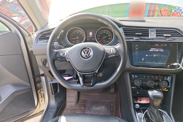 Used Volkswagen Tiguan L 2021 280TSI Automatic Two-Wheel Drive Smart Edition Steering Wheel