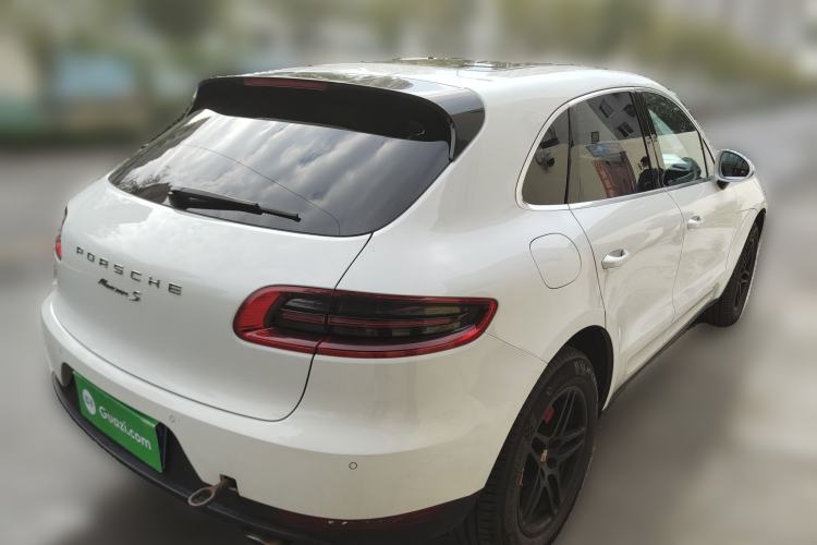 Used Porsche Macan 2014 Macan S 3.0T Rear Right 45 Deg