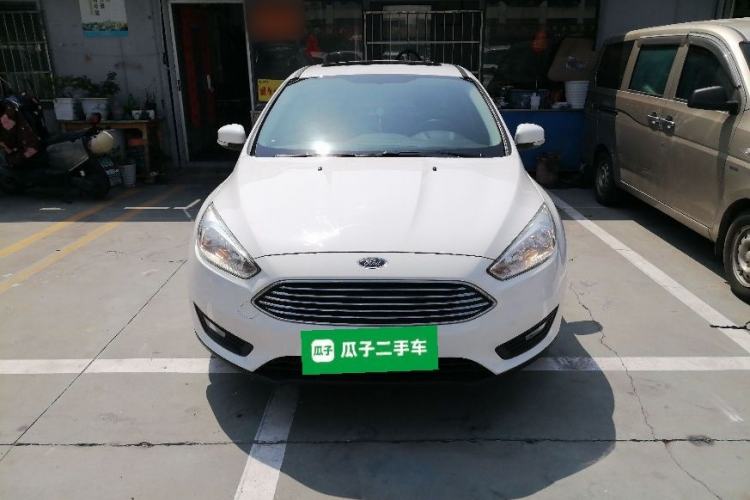 Used Ford Focus 2018 Sedan Classic 1.6L Automatic Trendy SmartDrive Edition