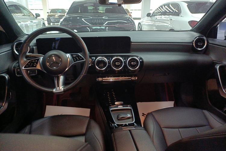 Used Mercedes-Benz A-Class 2023 A 180 L Center Console