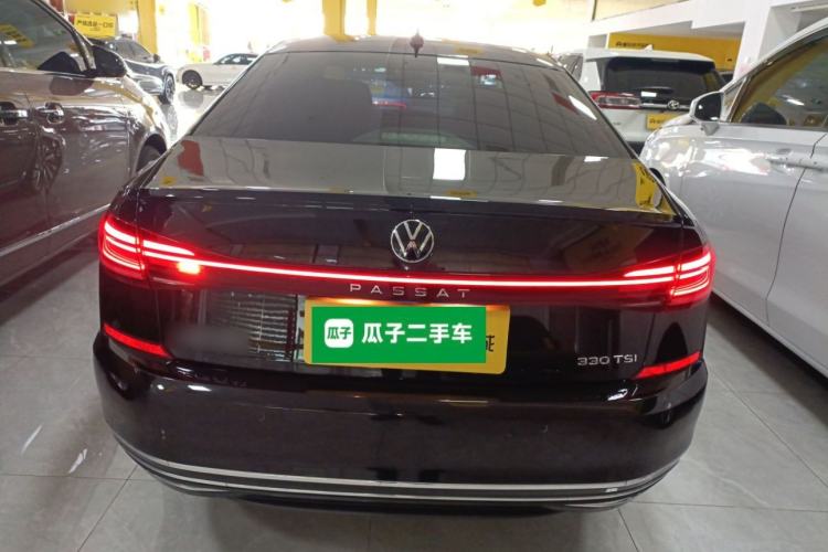 Used Volkswagen Passat 2023 Facelift 330TSI Luxury Edition