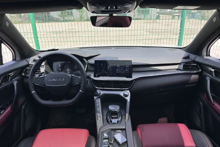 Used Lynk & Co 06 2020 1.5T JinPro model Interior 1