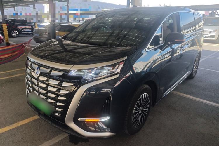 Used Denza D9 2022 DM-i 970 Four-Wheel Drive Prestige Model