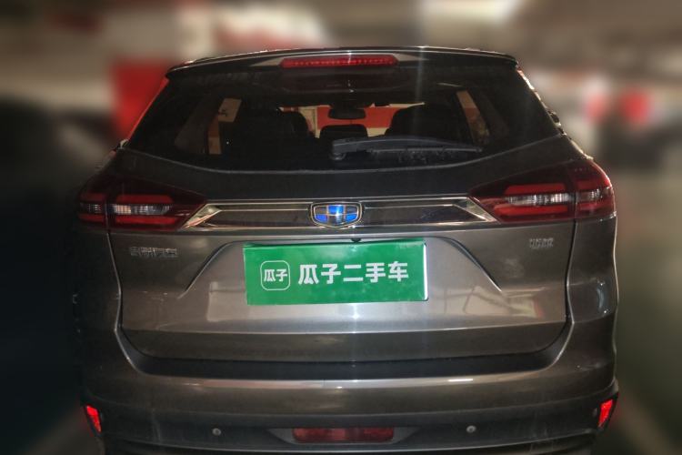 Used Geely Auto Emgrand X7 Sport 2018 1.8TD Automatic Two-Wheel Drive ZhiZun Model with 4G Connectivity