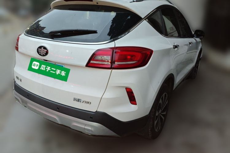 Used Bestune X80 2018 Live Edition 2.0L Manual Luxury Model
