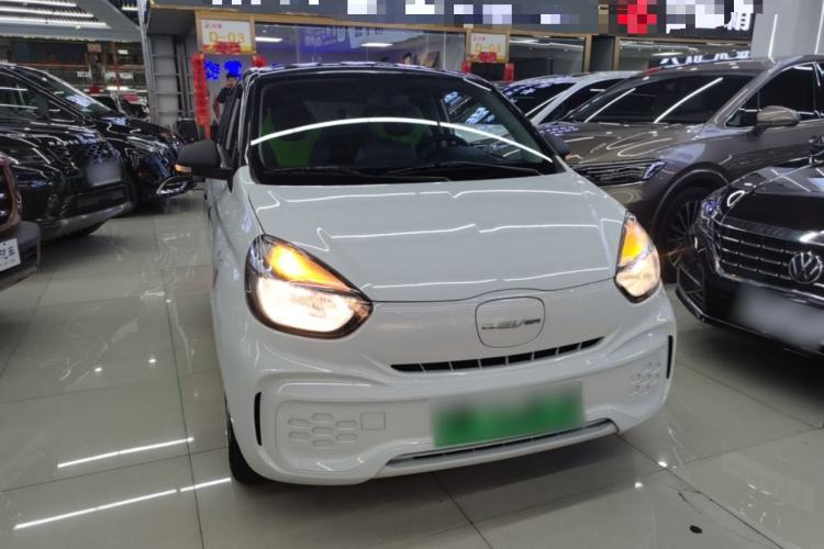 Used Roewe Clever 2021 302 km New Four-Seater Super-Efficient Version
