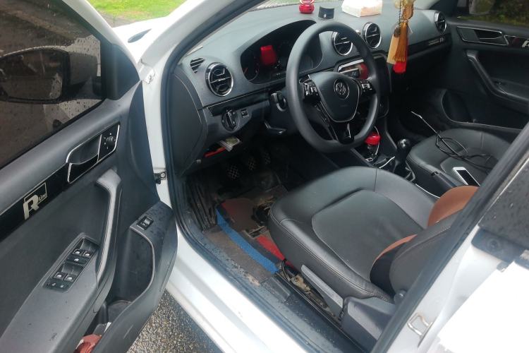 Used Volkswagen Jetta 2017 1.5L Manual Fashion Edition Driver Seat