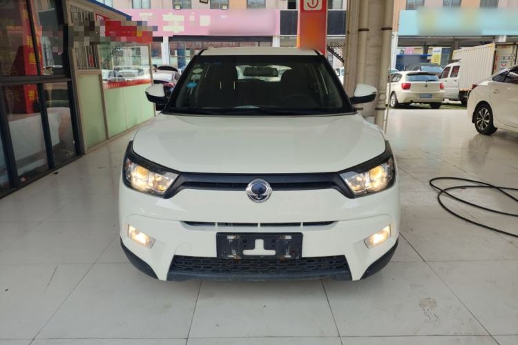Used SsangYong Tivolan 2015 1.6L Automatic Two-Wheel Drive Zhi Chun Edition
