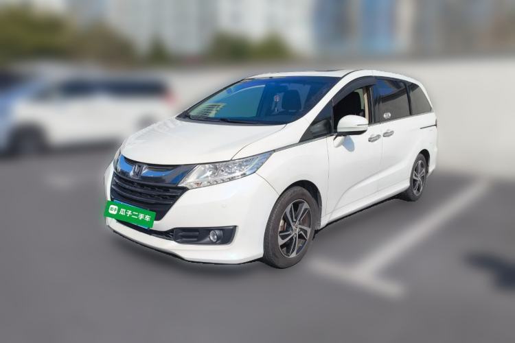 Used Honda Odyssey 2015 Revised Version 2.4L Supreme Edition