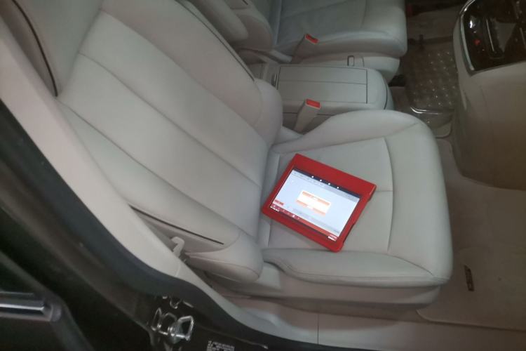 Used Buick GL8 2021 Land Cruiser Executive Class 652T Luxury Model