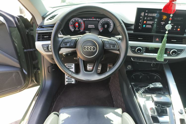 Used Audi A5 2022 Sportback 40 TFSI Fashionable and Dynamic Model Steering Wheel