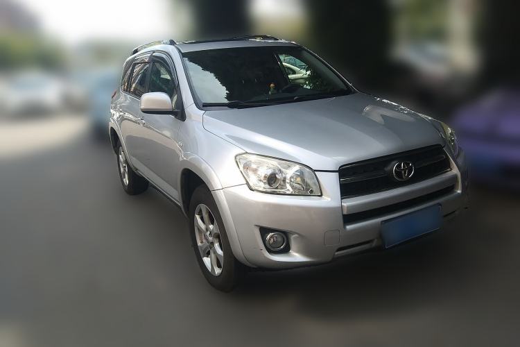 Used Toyota RAV4 2009 2.4L Automatic Luxury Edition
