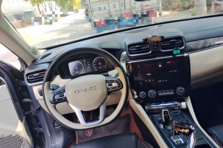 Used Lynk & Co 02 2019 1.5T DCT Two-Wheel Drive Shine Pro Edition China VI Standard
