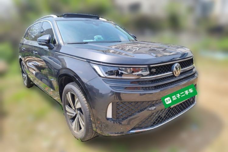 Used Volkswagen Tavendor 2025 Model 380TSI Four-Wheel Drive R-Line Cruise Zhongxiang Edition
