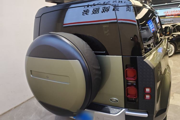 Used Land Rover Defender 2023 Revised Version 90 3.0T P400 Dark Edition
