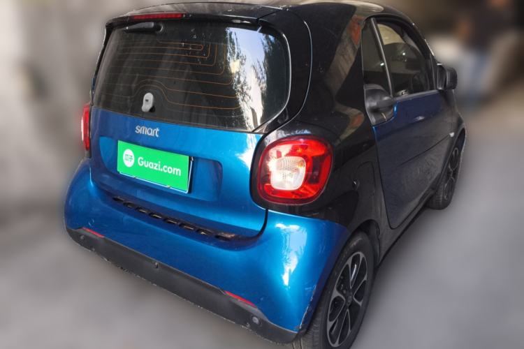Used smart fortwo 2015 1.0L 52 kW Hardtop Passion Edition
