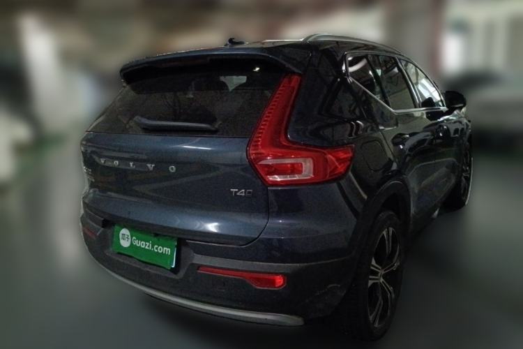 Used Volvo XC40 2021 T4 Four-Wheel Drive Smart Luxury Edition Rear Right 45 Deg