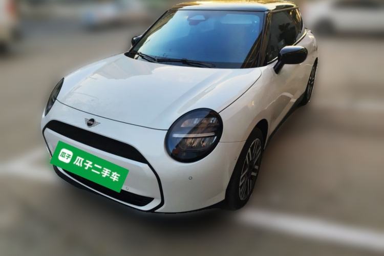 Used MINI Electric COOPER 2024 456km COOPER E Classic Edition