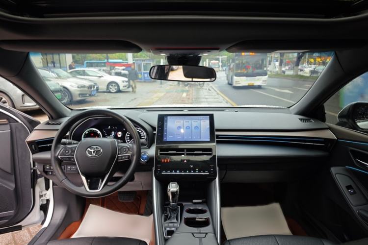 Used Toyota Avalon 2023 Dual-Engine 2.5L Luxury Edition Interior 1