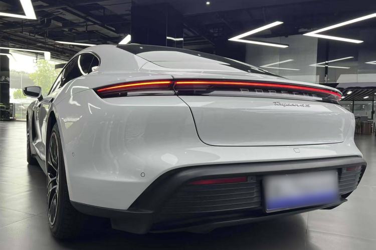 Used Porsche Taycan 2019 Taycan 4S
