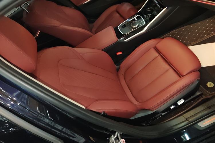 Used BMW i3 2022 eDrive 35 L Right Front Seat