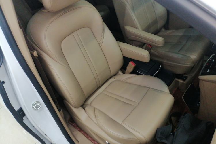 Used Buick GL8 2021 ES Land Cruiser 653T Luxury Edition
