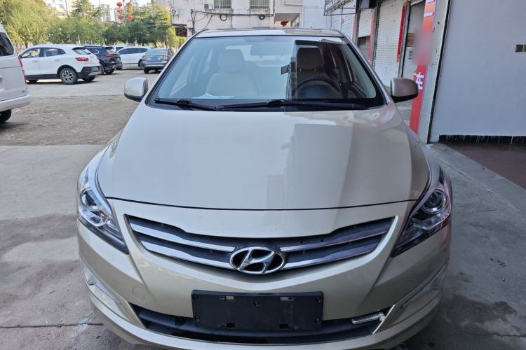 Used Hyundai Verna (older generation) 2014 1.4L Automatic Leading-Edge GLX Front