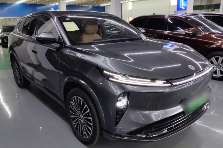 Used Dongfeng Aeolus L8 2025 Model 185KM Dream Edition
