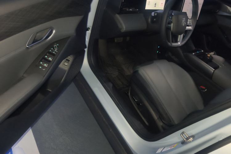 Used BYD Qin L 2025 EV 545KM Beyond Version