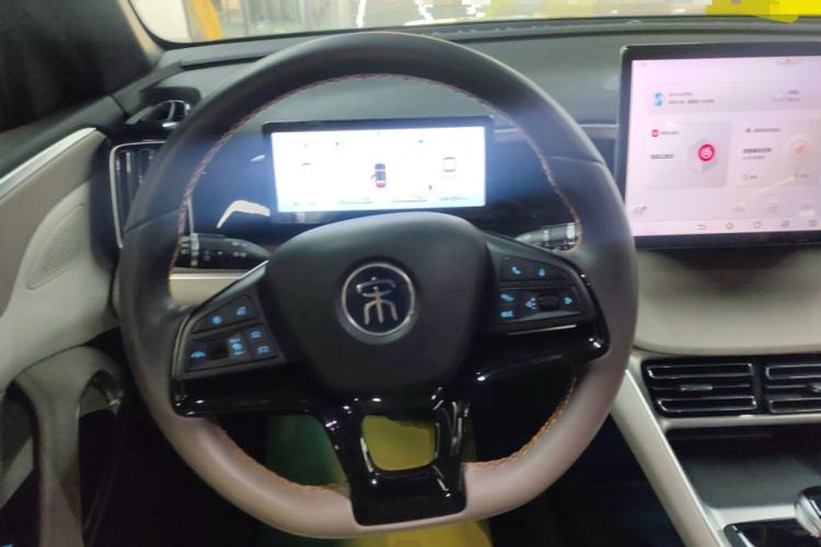 Used BYD Song Pro New Energy 2023 Champion Edition DM-i 110KM Beyond Model Steering Wheel