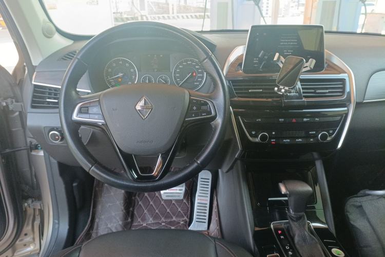 Used BORGWARD BX5 2017 20TGDI Automatic Two-Wheel Drive Leading Edition
