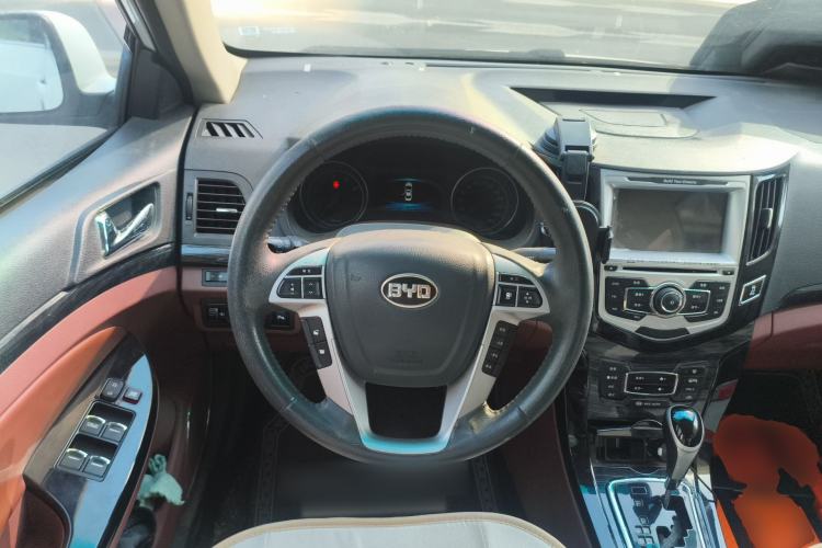 Used BYD Surui 2015 1.5L Automatic Luxury Model
