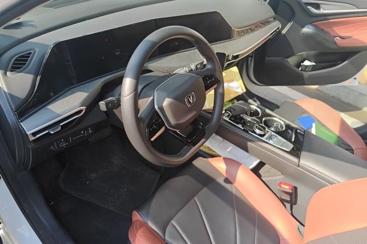 Used Changan Eado 2022 PLUS Blue Whale NE 1.4T GDI DCT Prestige Edition