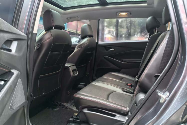 Used Chevrolet Orlando 2020 Light Hybrid Redline 530T Automatic Enjoyment Edition (5+2 Models)
