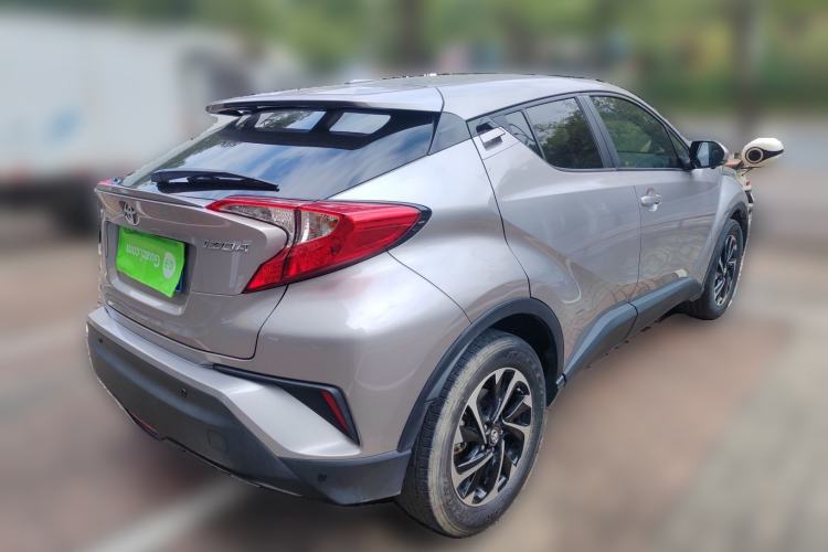 Used Toyota IZOA 2018 2.0L Yichi Version China VI Standard