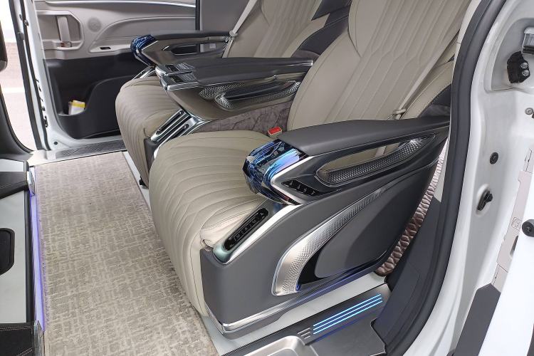 Used Toyota SIENNA 2023 2.5L Hybrid Comfort Edition
