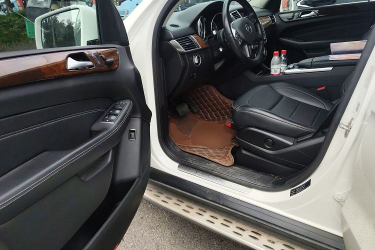 Used Mercedes-Benz M-Class 2014 ML 400 4MATIC Dynamic Model Driver Seat