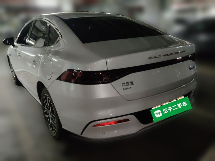 BYD Qin PLUS 2024 HONOR Edition DM-i 120KM Beyond Model — снимка 4